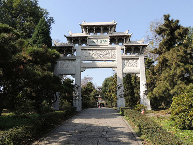 景區石雕牌坊